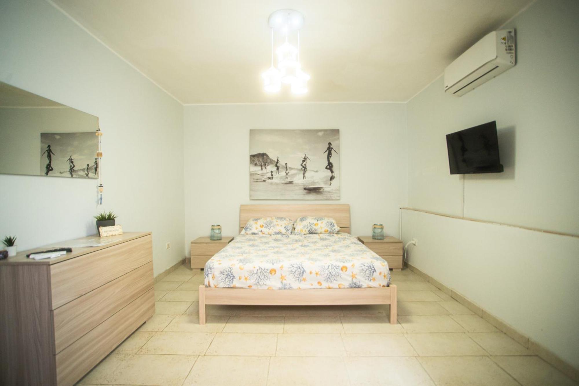 Lisaapartmenthouse살레르노 외부 사진